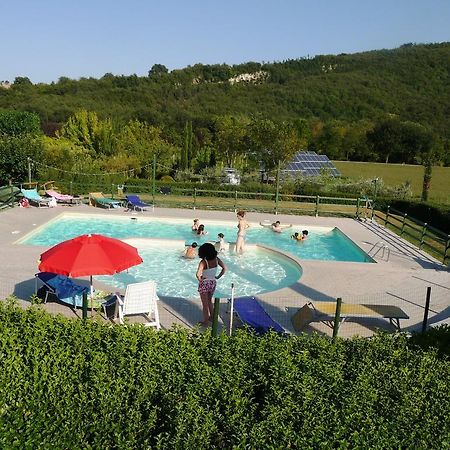 Agriturismo Gli Ippocastani Villa Pergola Exterior foto