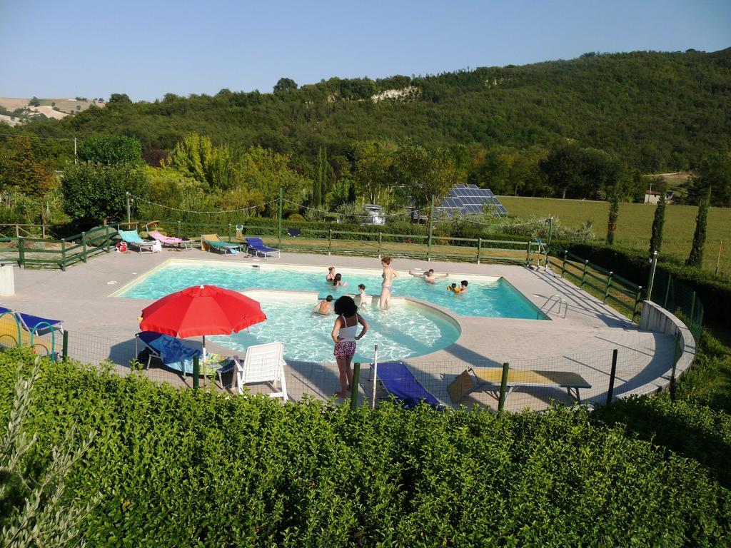 Agriturismo Gli Ippocastani Villa Pergola Exterior foto